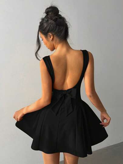 Aloruh 女式性感简约纯色露背束腰迷你连衣裙，夏季