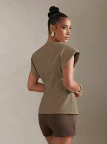 Hauture 前扣盖袖 V 领优雅上衣 - 咖啡棕 - 查看 5