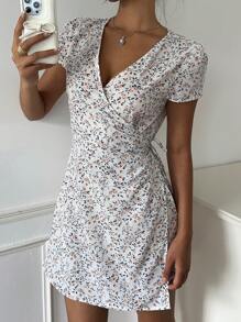 SHEIN EZwear 女式碎花斜领泡泡袖裹腰系带连衣裙，度假风格 - 白色 - 查看 3