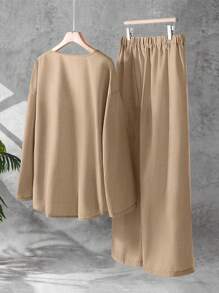 Linhara Set de 2 piezas con top de manga larga y pantalones de unicolor talla grande, moda para el verano - Caqui - Ver 2