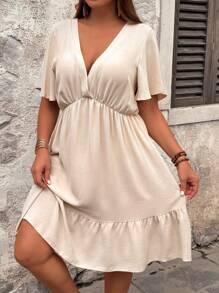 SHEIN Tall 女式加大码 V 领荷叶边袖宽松腰 A 字休闲迷你连衣裙，夏季