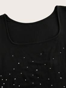 Flirla Blusa regata curta com decote em U e strass plus size - Preto - Ver 3