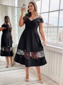 SHEIN Clasi Curve Plus Size 女式亮片拼接露肩下摆拼接亮片蕾丝长裙、小黑裙、飘逸连衣裙、鸡尾酒会礼服女 - 黑色 - 查看 6