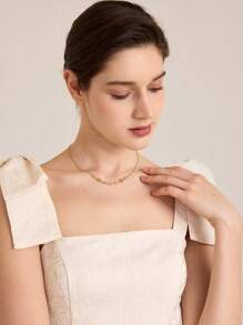 MOTF PREMIUM 18K镀金镂空花卉精致链条项链 - 金黃色 - 查看 5