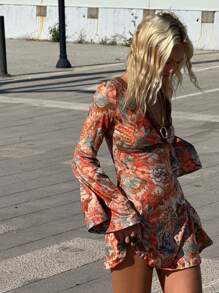 SHEIN ICON Váy dài tay xếp ly chéo họa tiết Paisley in họa tiết ren phong cách Boho cổ điển đi biển cho kỳ nghỉ hè - Nhiều màu - Xem 1