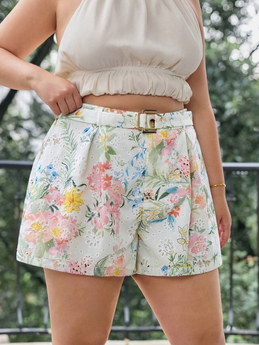 SHEIN MOD Plus Size Women's White Summer Boho Casual Shorts With Belt,Hollow Out Floral Printed,Perfect For Holiday,Beach Vacation,Picnic,Date,Festival & Party - Multicolor - View 1