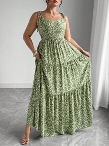 SHEIN Tall Plus Size Women Ditsy Floral Ruffled Hem Slip Dress, Vacation Style - Multicolor - View 4