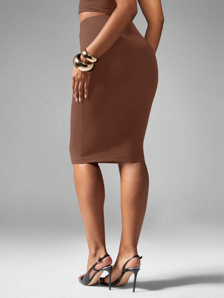 MISSGUIDED Fitted Pencil Skirt Knee Length Office Elegant Professional Workwear Evening Midi Skirt