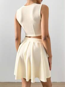 SHEIN Essnce Set di moda per donna taglie forti, composto da canotta monopetto in tinta unita e gonna midi