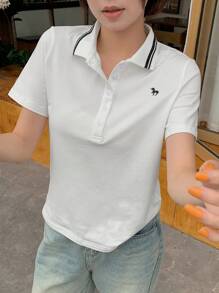 DAZY 女士短袖 T 恤，休闲时尚，适合日常穿着，学院风上衣