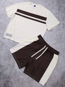 Manfinity Homme Conjunto informal para hombres de camiseta de manga corta con cuello redondo, estampado de rayas y palmas, y shorts con cordón en la cintura