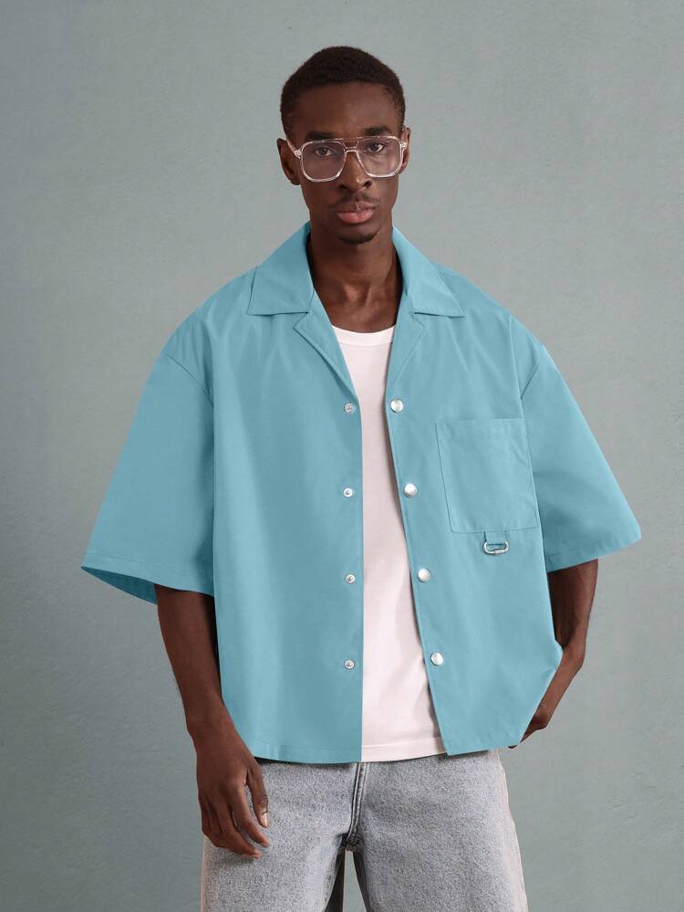 Koszula z krótkim rękawem i nadrukiem typograficznym, oversize'owa, zapinana na guziki