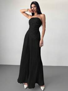 Firerie Damen elegantes Zweiteiler mit strukturierter Metallic-Optik, bestehend aus Bandeau-Top mit Rüschensaum und hochtaillierter, weit geschnittener Bundfalten-Hose, geeignet für Urlaub, Alltag, Musikfestivals - Schwarz - Übersicht 4