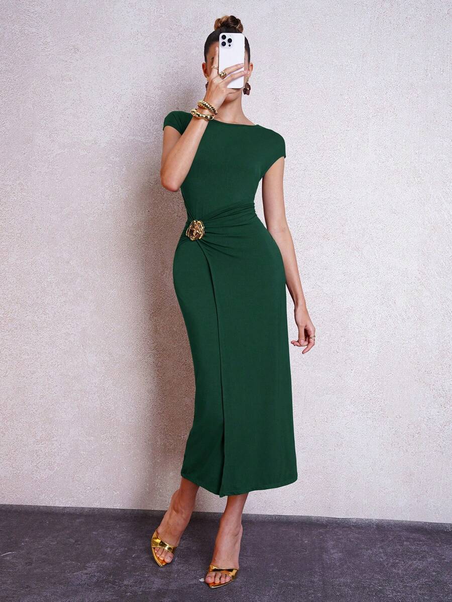 SHEIN Clasi 女士优雅圆领长袖金属纽扣装饰扭腰连衣裙，适合工作和日常穿着