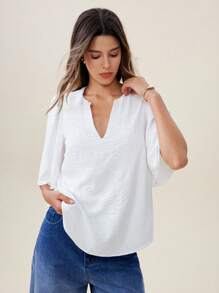 Uhlyne Modisches T-Shirt mit V-Ausschnitt in Unifarbe, im französischen minimalistischen Stil für den Alltag und Freizeitkleidung