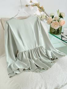 Modelyn Plus Size Women's Spring Solid Color Square Neck Flare Sleeve Ruffle Trim Peplum Top - Green - View 2