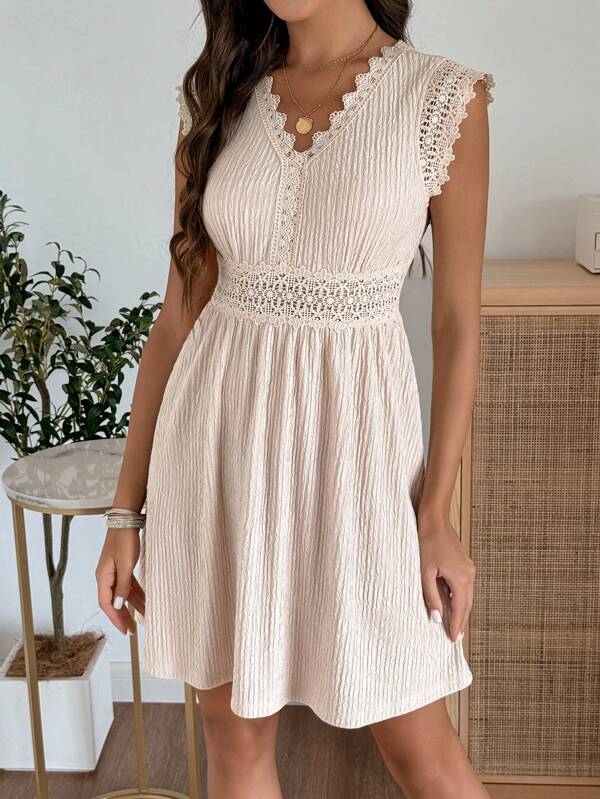 EMERY ROSE Women's Casual Solid Color V-Neck Lace Patchwork Mini Dress