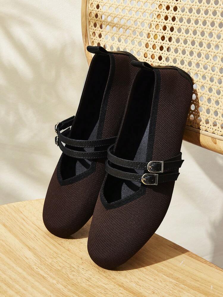 CUCCOO BASICS Women's Round Toe Flat Slip-On Shoes With Buckle, Comfortable Breathable Brown Casual Loafers For Christmas Spring Shoes