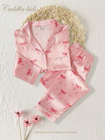 Tienermeisjes/tienermeisjes klassieke kraag imitatiezijde-achtige hart- en strikprint knoopsluiting lange mouwen top en broek pyjamaset, casual en comfortabele thuiskleding