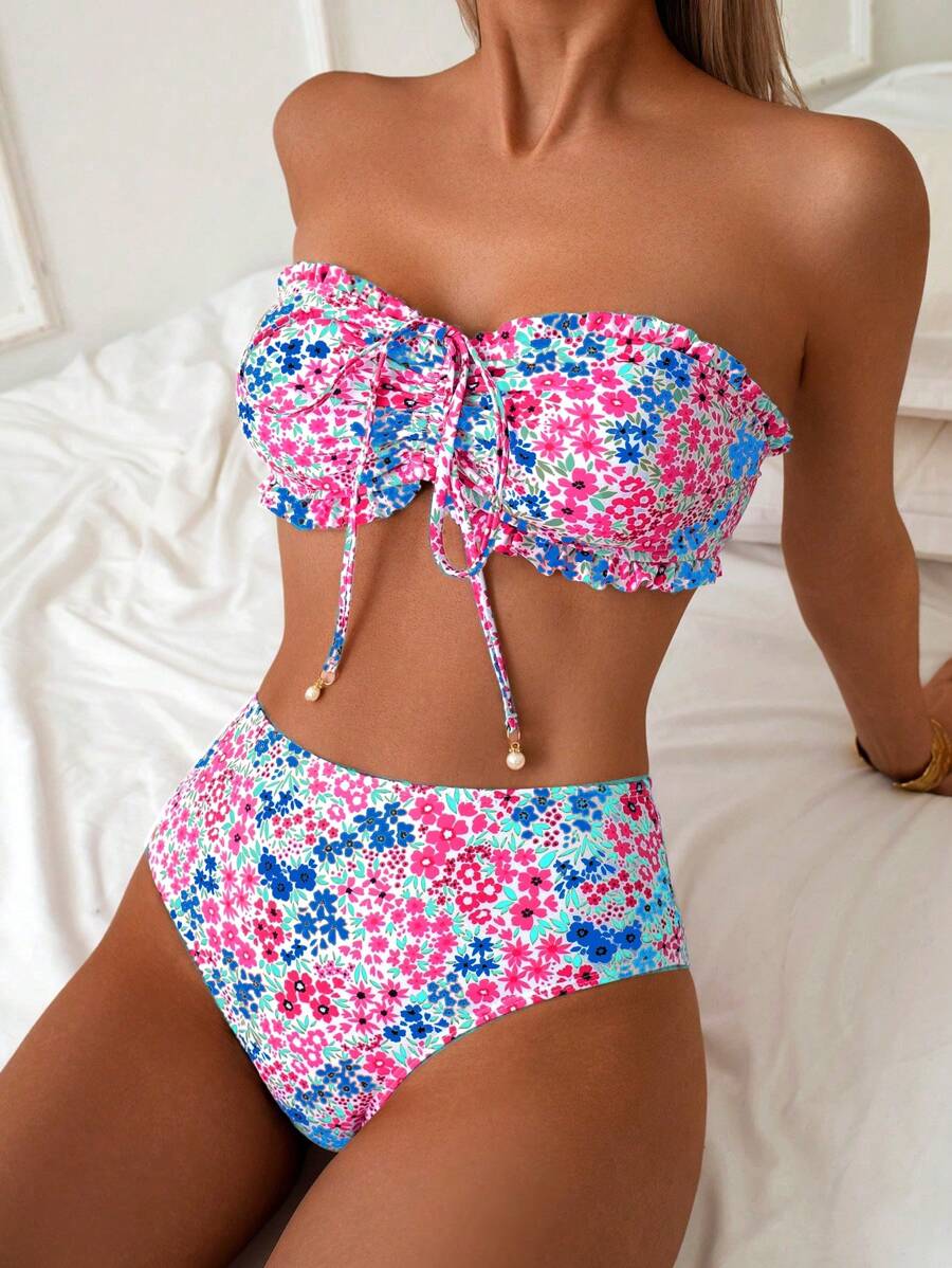 SHEIN Swim 女士海滩夏季服装:新款可爱碎花抹胸荷叶边甜美碎花,搭配精致珍珠吊坠抽绳比基尼套装 - 彩色 - 查看 1