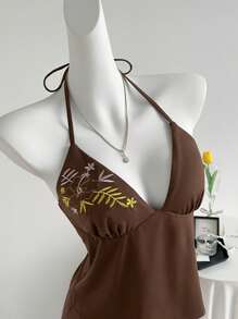 Sweetra 女士花卉刺绣复古 Y2K 紧身舒适夏季海滩度假泳衣套装、细肩带 V 领吊带背心和性感短裤 - 棕色 - 查看 5
