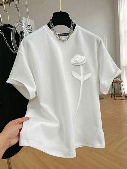 SHEIN 大码 3D 花卉印花圆领短袖休闲 T 恤