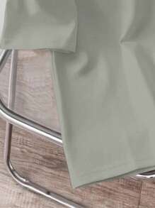 Manfinity Joysei Camiseta de manga corta de ajuste estándar verde oliva para hombre
