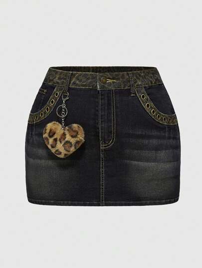 J-Fashion تنورة جينز مقطعة بنمط الفهد، مقاس كبير، طراز جرانج، عصري، بخصر منخفض، أزرار وسلاسل وشكل قلب، قطعات ملكمة