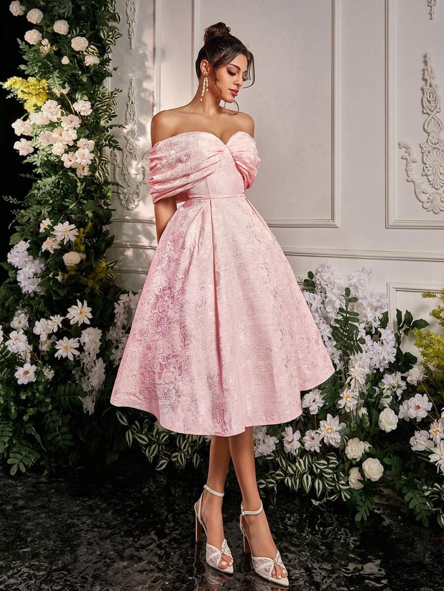 SHEIN Belle 优雅奢华粉色露肩褶皱超大连衣裙，适合约会、婚礼 - 淺粉色 - 查看 1