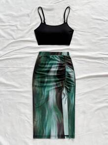 Soleia 全新针织日落印花扭纹细节金属装饰短款上衣和开衩下摆绿色半身裙 2 件套