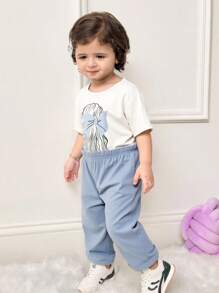 SHEIN 女宝宝两件套休闲插肩圆领卡通图案T恤和裤子套装 - 藍色 - 查看 6