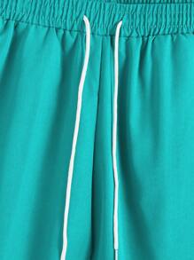 Manfinity Homme 男士字母印花圆领短袖休闲T恤+抽绳腰短裤两件套 男士两件套休闲短裤套装 男士休闲图形字母印花短袖T恤+短裤套装 - 彩色 - 查看 4