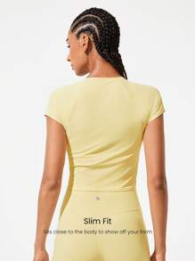 GLOWMODE 少即是多 轻盈防紫外线 透明贴身婴儿 T 恤 短款上衣 低冲击瑜伽普拉提 Barre Studio 日常休闲装 - French Vanilla - 查看 2