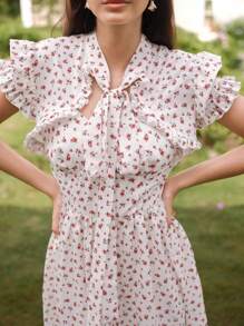 Modelyn Women's Ditsy Floral Tie Collar Bubble Short Sleeve Vacation Dress