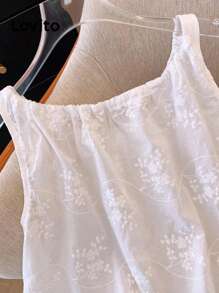 SHEIN 2 件套女式刺绣白色休闲户外无袖背心 - 白色 - 查看 3