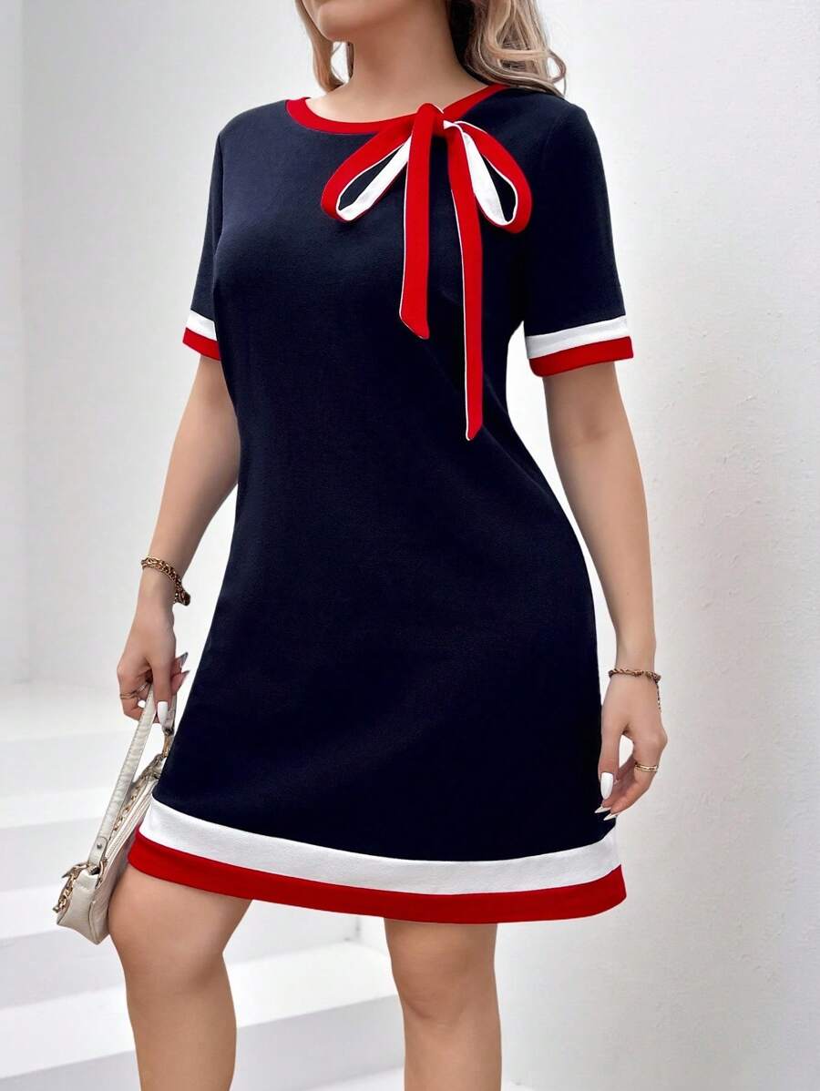 Chikora 大碼彩塊拼接蝴蝶結裝飾圓領短袖夏季連衣裙 - 彩色 - 查看 1