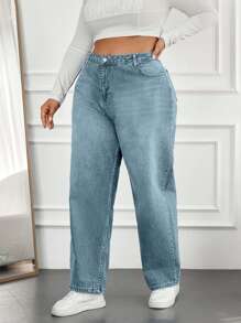 EURMUSE Plus Size Slanted Pocket Washed Denim Jeans - Baby Blue - View 1