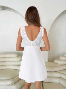 Roylia Robe mini ajustée sexy à col en V sans manches avec patchwork en dentelle, robe blanche - Blanc - Voir 2