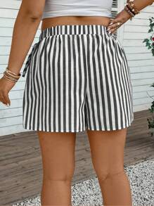SHEIN VCAY Plus Size Women Vacation High Waisted Striped Casual Culottes - Black and White - View 2