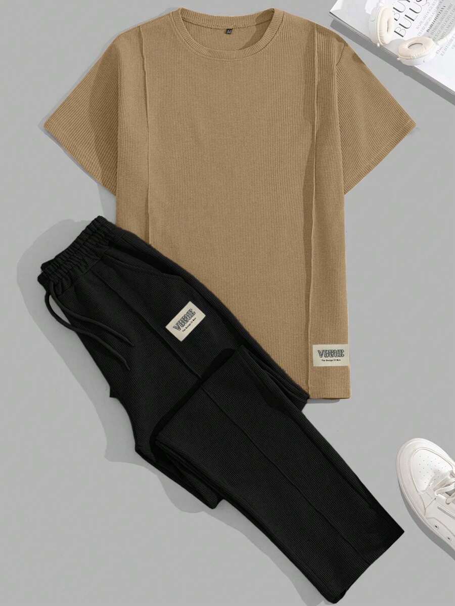 SHEIN Cottnline Cotton Men Patch Detailed With A Label Regular T-Shirt & Pants Two Pieces - Camel - View 1