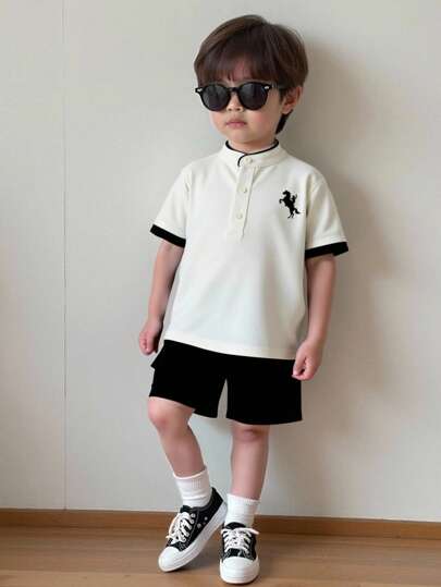 SHEIN 2pcs/Set Young Boys Polo Collar Contrast Color Splice Casual Fashion Everyday Versatile Knit Shirt T-Shirt And Woven Shorts, Suitable For Spring/Summer, Daily, Sports, Outings, School, Parties, Festivals, Photo-Shooting