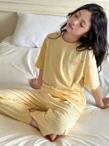 DAZY 青少年女孩休闲日常穿着圆领短袖上衣和裤子两件套睡衣套装 - 黃色 - 查看 6
