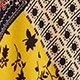 متعدد الألوان