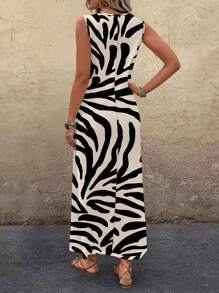 EMERY ROSE Plus Women Zebra Print Round Neck Casual Tank Dress,Summer Dresses For Women,Sundress Chic Dress