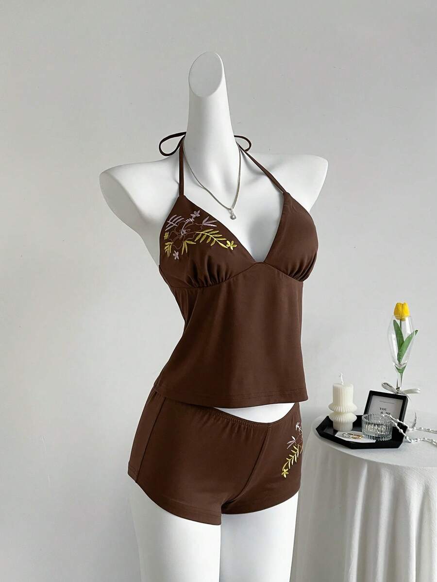 Sweetra 女士花卉刺绣复古 Y2K 紧身舒适夏季海滩度假泳衣套装、细肩带 V 领吊带背心和性感短裤 - 棕色 - 查看 1