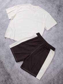 Manfinity Homme Conjunto informal para hombres de camiseta de manga corta con cuello redondo, estampado de rayas y palmas, y shorts con cordón en la cintura