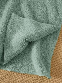 SHEIN 男婴可爱恐龙毛绒连帽长袍/罩衫，休闲度假和沙滩巾，适合海边、泳池、水疗度假