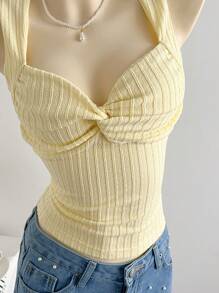Soleia Débardeur ajusté en tricot texturé avec torsade à l'avant, couleur jaune, pour femmes. Idéal pour les vacances, les fêtes, les rendez-vous, le thé de l'après-midi, la plage, l'été