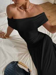 Siren Gaze Women's Solid Color Pleated Off Shoulder Elegant Dress Women Casual Dresses Birthday Women Clothes Women Birthday Woman Summer Clothes Black Off Shoulder Dress Black Maxi Dress Long Black Dress Off The Shoulder Maxi Dress Long Summer Dress Long Black Elegant Dress Off Shoulder Maxi Dress Summer Maxi Dress Party Chic Evening Dress - Black - View 8