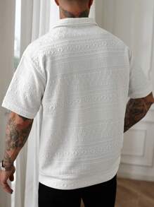 Manfinity Homme Tricou polo bărbătesc cu textură geometrică, casual, cu mânecă scurtă - alb - Vizualizare 2